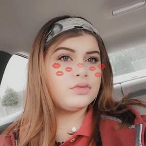 Meet your Posher, Lexie